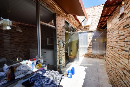 Casa para alugar com 110m², 2 quartos e sem vaga Casa para alugar com 110m², 2 quartos e sem vagaÁrea de Serviço