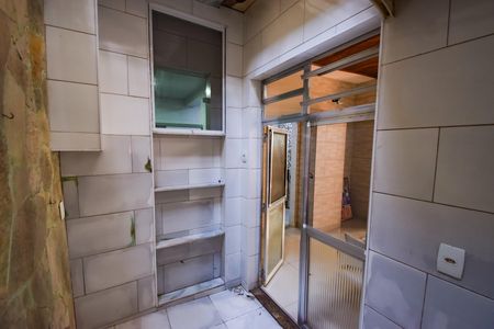 Casa para alugar com 110m², 2 quartos e sem vaga Casa para alugar com 110m², 2 quartos e sem vagaBanheiro Suíte
