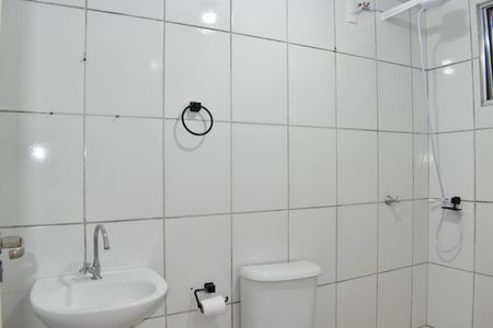 Apartamento para alugar com 47m², 2 quartos e 1 vaga Apartamento para alugar com 47m², 2 quartos e 1 vagaBanheiro