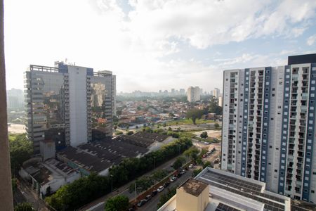 Apartamento para alugar com 32m², 1 quarto e sem vagaTerraço - Vista