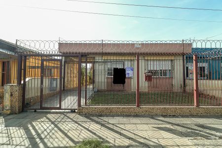 Casa à venda com 150m², 3 quartos e 3 vagasFachada e Placa