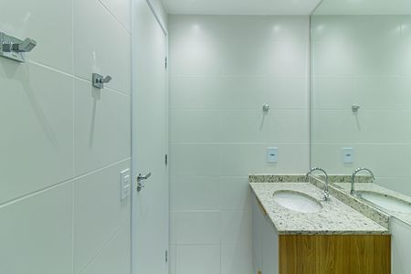 Apartamento para alugar com 24m², 1 quarto e sem vagaBanheiro da Suíte