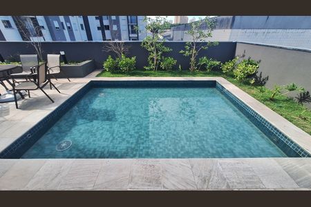 Apartamento para alugar com 36m², 2 quartos e sem vaga Apartamento para alugar com 36m², 2 quartos e sem vagaÁrea comum - Piscina
