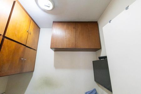 Apartamento à venda com 91m², 3 quartos e 2 vagas Apartamento à venda com 91m², 3 quartos e 2 vagasQuarto de Serviço