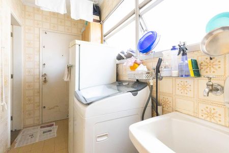 Apartamento à venda com 91m², 3 quartos e 2 vagas Apartamento à venda com 91m², 3 quartos e 2 vagasÁrea de Serviço