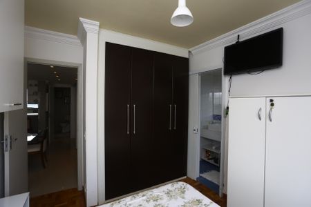 Apartamento à venda com 97m², 3 quartos e 2 vagas Apartamento à venda com 97m², 3 quartos e 2 vagasSuíte 2