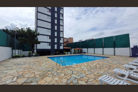 Apartamento à venda com 97m², 3 quartos e 2 vagas Apartamento à venda com 97m², 3 quartos e 2 vagasÁrea comum - Piscina