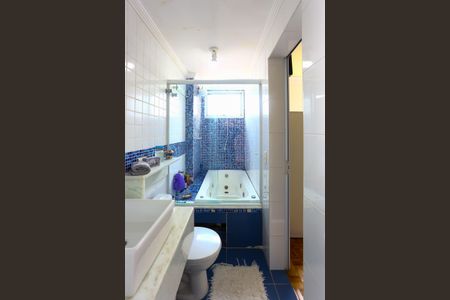 Apartamento à venda com 97m², 3 quartos e 2 vagas Apartamento à venda com 97m², 3 quartos e 2 vagasBanheiro da Suíte 1 e 2