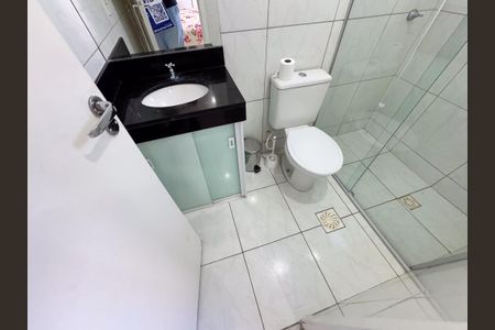 Apartamento à venda com 54m², 3 quartos e 1 vaga Apartamento à venda com 54m², 3 quartos e 1 vagaBanheiro