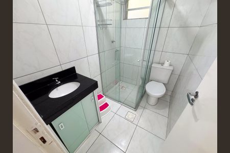 Apartamento à venda com 54m², 3 quartos e 1 vaga Apartamento à venda com 54m², 3 quartos e 1 vagaBanheiro