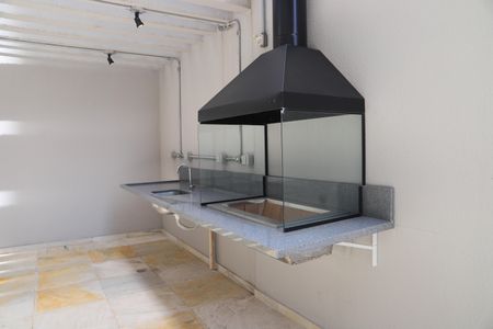 Apartamento à venda com 34m², 1 quarto e sem vagaÁrea comum - Churrasqueira