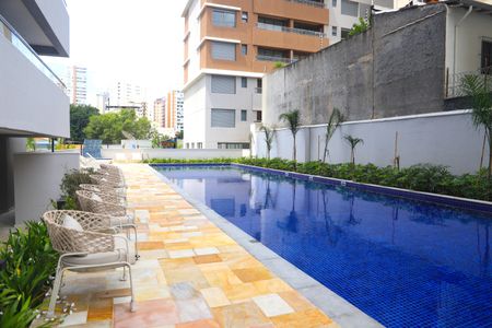 Apartamento à venda com 34m², 1 quarto e sem vagaÁrea comum - Piscina
