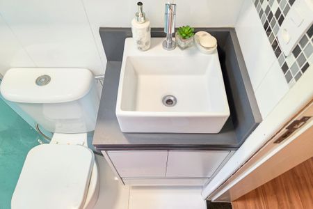 Apartamento para alugar com 45m², 2 quartos e 1 vaga Apartamento para alugar com 45m², 2 quartos e 1 vagaBanheiro