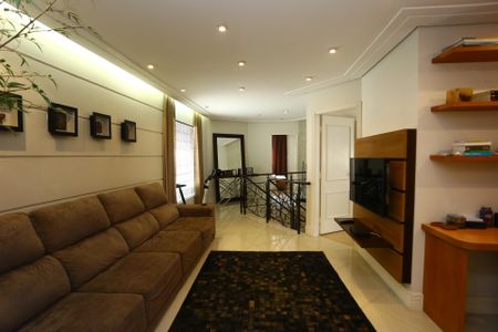 Casa à venda com 447m², 4 quartos e 2 vagas Casa à venda com 447m², 4 quartos e 2 vagasSala Íntima