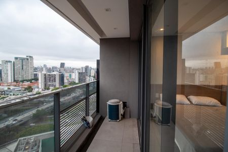 Varanda de apartamento à venda com 1 quarto, 37m² em Pinheiros, São Paulo