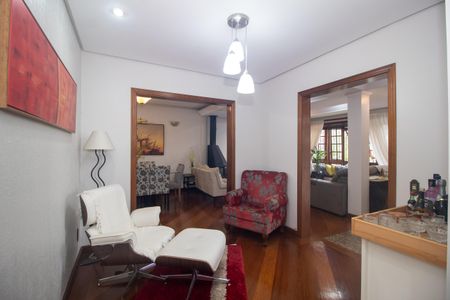 Casa à venda com 394m², 4 quartos e 3 vagasSala 2