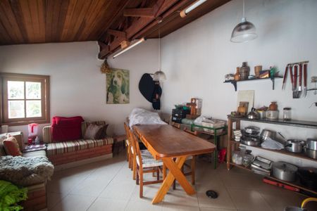 Casa à venda com 394m², 4 quartos e 3 vagasÁrea comum - Churrasqueira