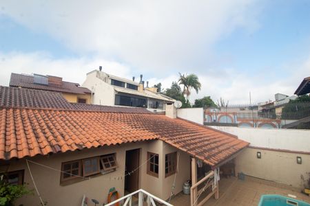 Casa à venda com 394m², 4 quartos e 3 vagasVista