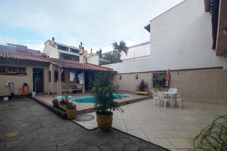 Casa à venda com 394m², 4 quartos e 3 vagasÁrea comum - Piscina