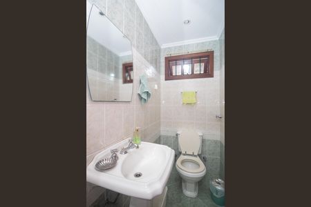 Casa à venda com 394m², 4 quartos e 3 vagasLavabo