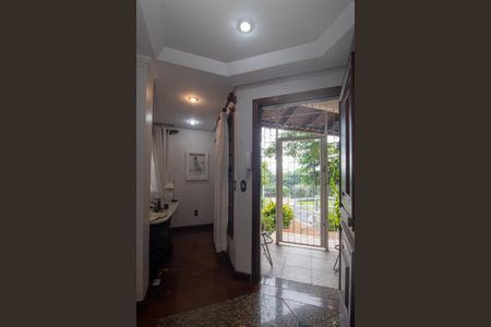 Casa à venda com 394m², 4 quartos e 3 vagasSala