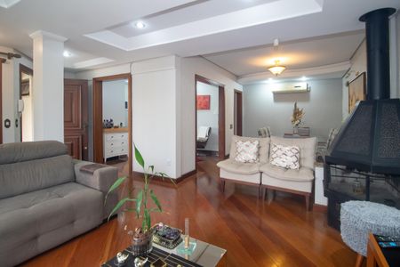 Casa à venda com 394m², 4 quartos e 3 vagasSala