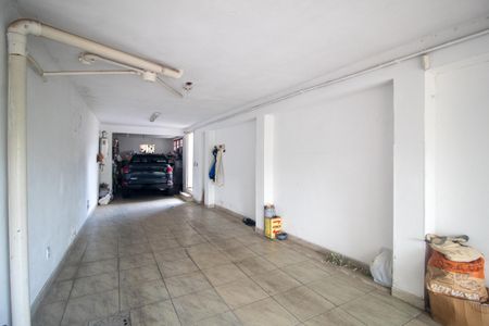 Casa à venda com 394m², 4 quartos e 3 vagasGaragem