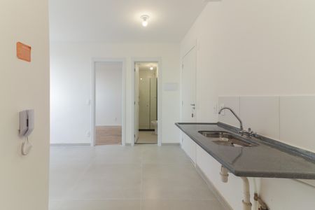 Apartamento para alugar com 34m², 2 quartos e sem vaga Apartamento para alugar com 34m², 2 quartos e sem vagaCozinha e Área de Serviço