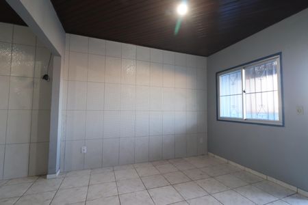 Casa à venda com 150m², 3 quartos e 2 vagassala