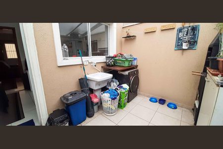 Casa de condomínio à venda com 65m², 2 quartos e 2 vagas Casa de condomínio à venda com 65m², 2 quartos e 2 vagasÁrea de Serviço