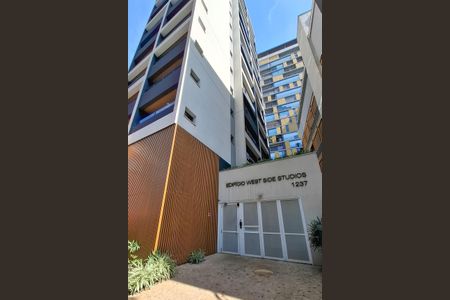 Studio à venda com 25m², 1 quarto e sem vaga Studio à venda com 25m², 1 quarto e sem vagaFachada do Prédio