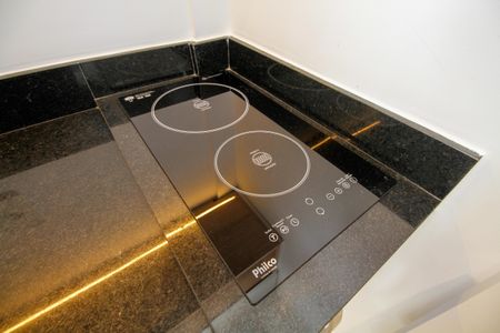 Studio à venda com 25m², 1 quarto e sem vaga Studio à venda com 25m², 1 quarto e sem vagaCooktop