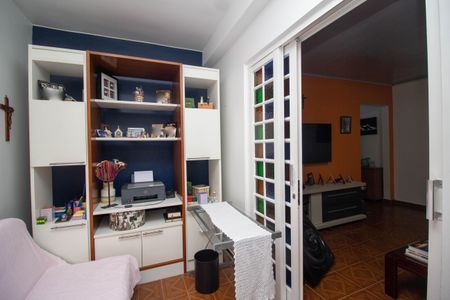 Casa à venda com 244m², 2 quartos e sem vagaEscritório