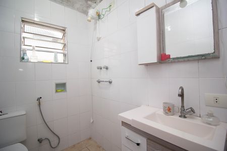 Casa à venda com 244m², 2 quartos e sem vagaBanheiro da Suíte