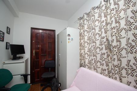 Casa à venda com 244m², 2 quartos e sem vagaEscritório