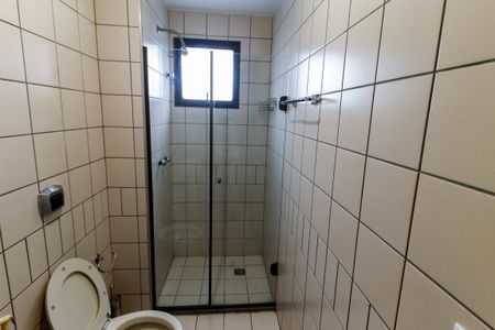 Apartamento à venda com 115m², 4 quartos e 2 vagas Apartamento à venda com 115m², 4 quartos e 2 vagasBanheiro da Suíte 2