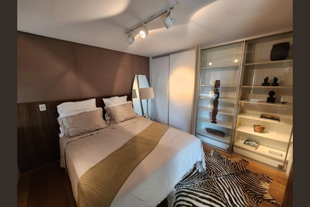 Apartamento à venda com 540m², 6 quartos e 7 vagasSuíte 4