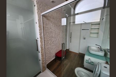 Apartamento à venda com 540m², 6 quartos e 7 vagasBanheiro da Suíte 2