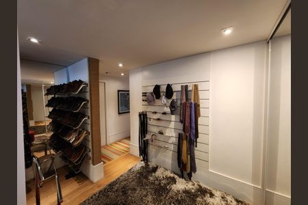 Apartamento à venda com 540m², 6 quartos e 7 vagasCloset da suíte 1