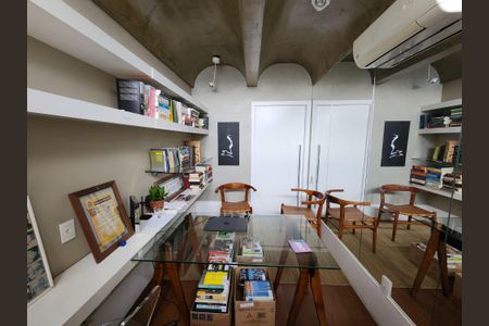 Apartamento à venda com 540m², 6 quartos e 7 vagasEscritório 1