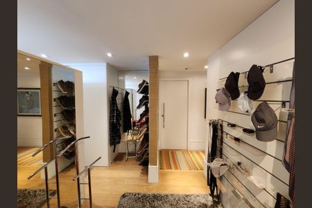 Apartamento à venda com 540m², 6 quartos e 7 vagasCloset da suíte 1