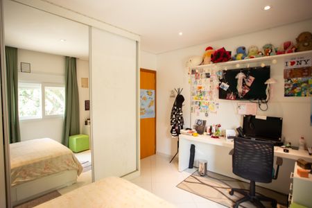 Casa à venda com 210m², 4 quartos e 2 vagasQuarto 2