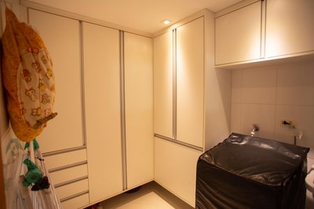 Casa à venda com 210m², 4 quartos e 2 vagasÁrea de Serviço