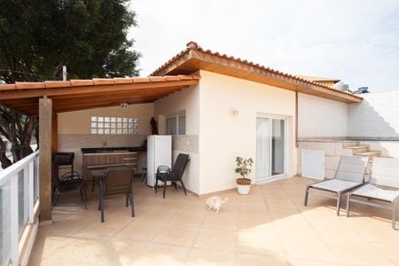 Casa à venda com 210m², 4 quartos e 2 vagasVARANDA/ ÁREA GOURMET