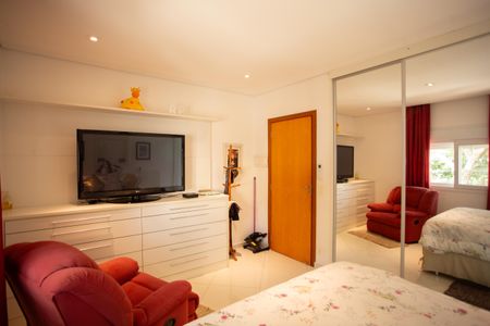 Casa à venda com 210m², 4 quartos e 2 vagasQuarto