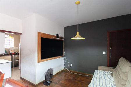 Apartamento à venda com 82m², 3 quartos e 1 vaga Apartamento à venda com 82m², 3 quartos e 1 vagaSala