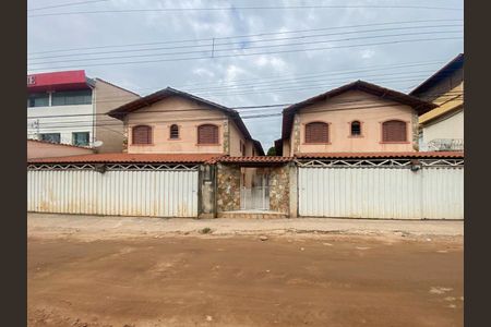 Apartamento à venda com 82m², 3 quartos e 1 vaga Apartamento à venda com 82m², 3 quartos e 1 vagaFachada