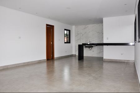 Casa para alugar com 102m², 3 quartos e 2 vagas Casa para alugar com 102m², 3 quartos e 2 vagasSala