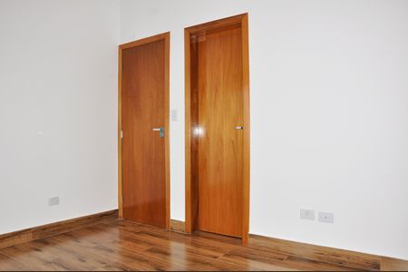 Casa para alugar com 102m², 3 quartos e 2 vagas Casa para alugar com 102m², 3 quartos e 2 vagas Suíte e Varanda
