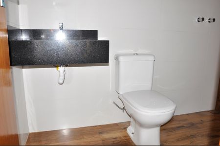 Casa para alugar com 102m², 3 quartos e 2 vagas Casa para alugar com 102m², 3 quartos e 2 vagasBanheiro da Suíte